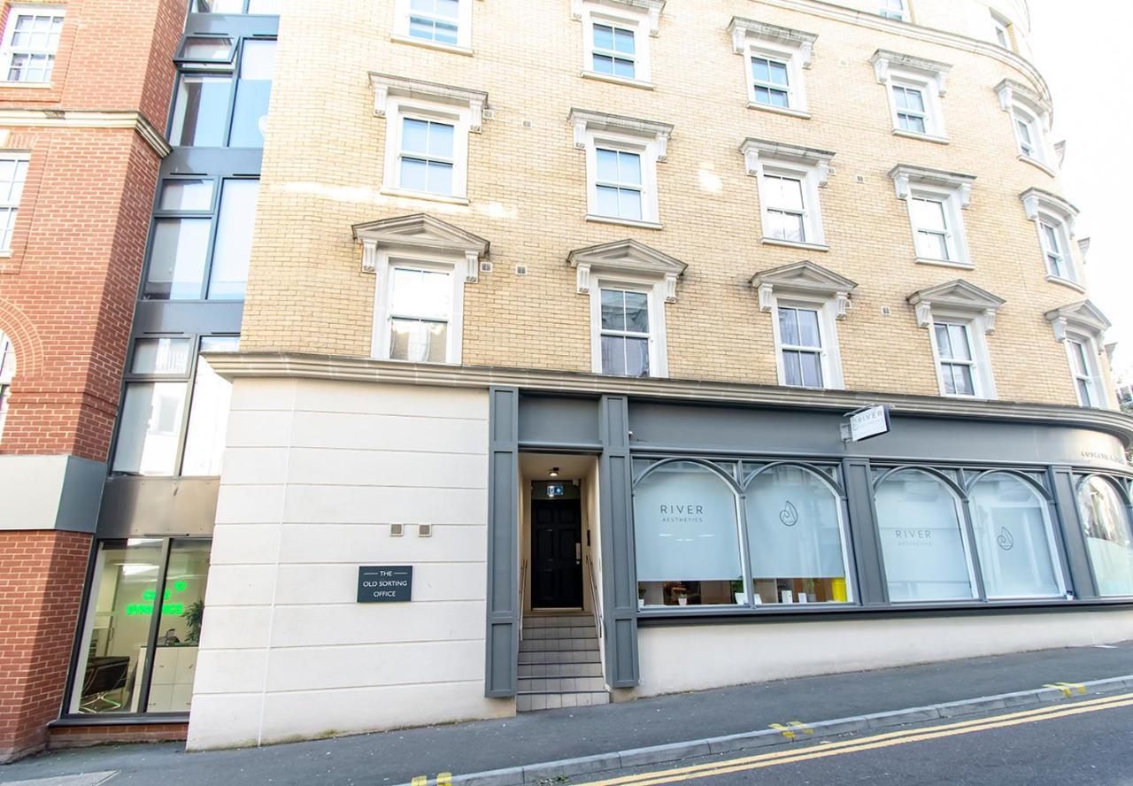 Modern 1 Bed Flat 2 Mins Walk From Restaurants Bars Clubs & Beach! Wow! Apartment Bournemouth Exterior photo